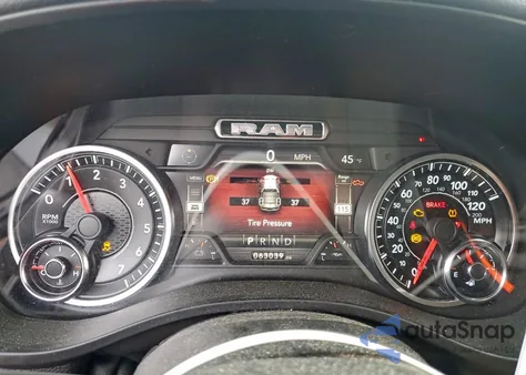 2020 Ram 1500 Big Horn/Lone Star z USA, uszkodzony, nr VIN 1C6SRFBT2LN341925